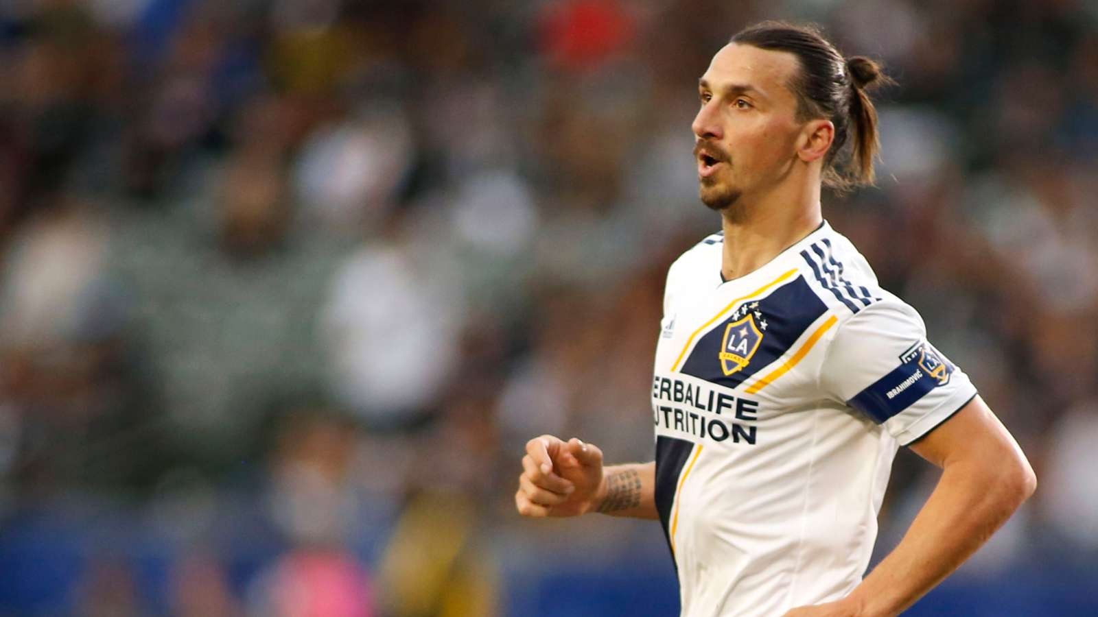 Ông lớn Serie A xác nhận gọi điện cho Ibrahimovic - Bóng Đá