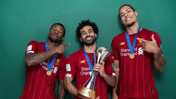 Liverpool vượt Man Utd về danh hiệu, đại chiến nổ ra  - Bóng Đá