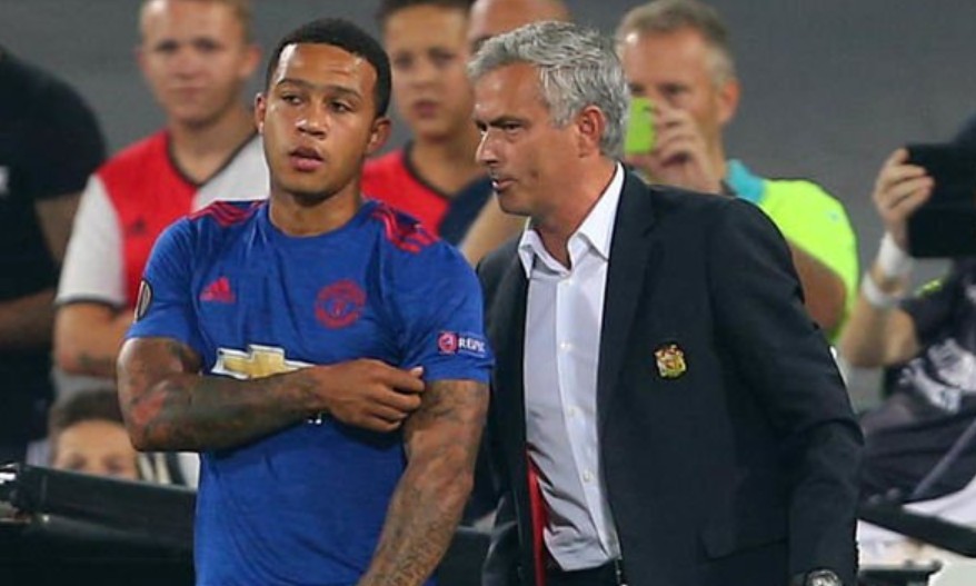 Mourinho từng ra điều kiện để Depay có thể trở lại Man Utd - Bóng Đá