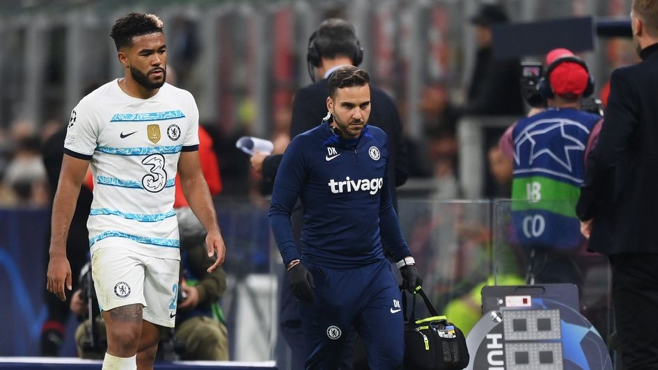 Ảnh sau trận AC Milan - Chelsea - Bóng Đá