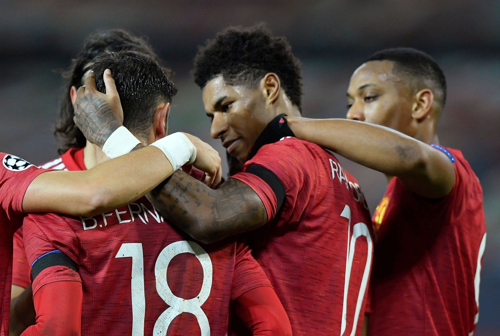 Quá khủng khiếp, Bruno Fernandes đã vượt mọi giới hạn ở Man Utd - Bóng Đá