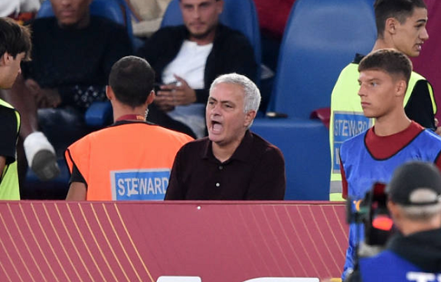 Sau trận Roma - Bóng Đá
