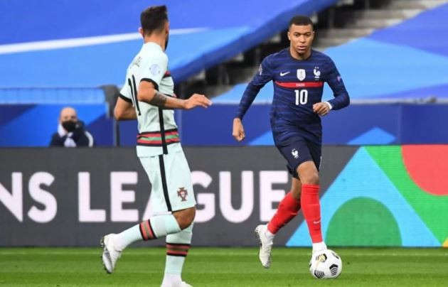 Fan Quỷ đỏ phát cuồng với ngôi sao EURO 2020 của Ý - Bóng Đá