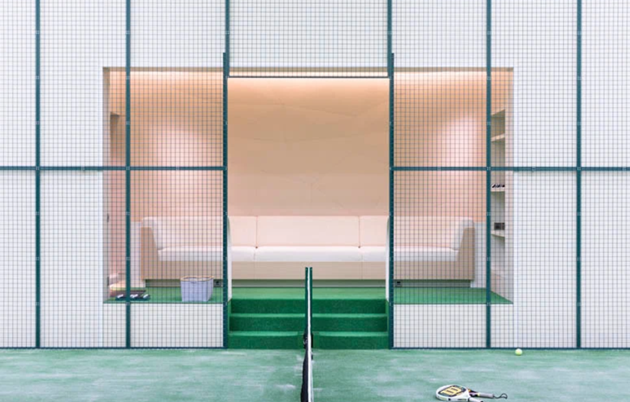 Inside Tottenham billionaire owner Joe Lewis’ £113m superyacht complete with a full sized tennis court - Bóng Đá