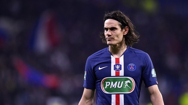Martial nhận thẻ đỏ vì Cavani? - Bóng Đá