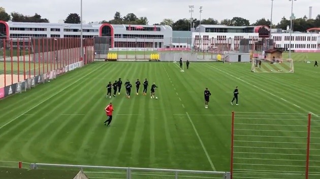 Căng thẳng lên đỉnh điểm, bộ ba ĐTQG kêu gọi tẩy chay Nga - Bóng Đá