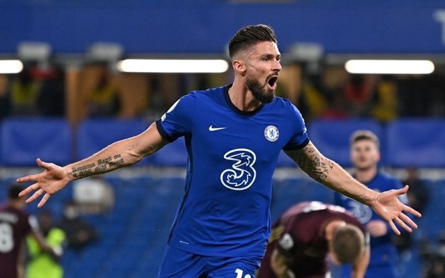 Giroud compares Chelsea teammates Ziyech, James and Chilwell's crosses - Bóng Đá