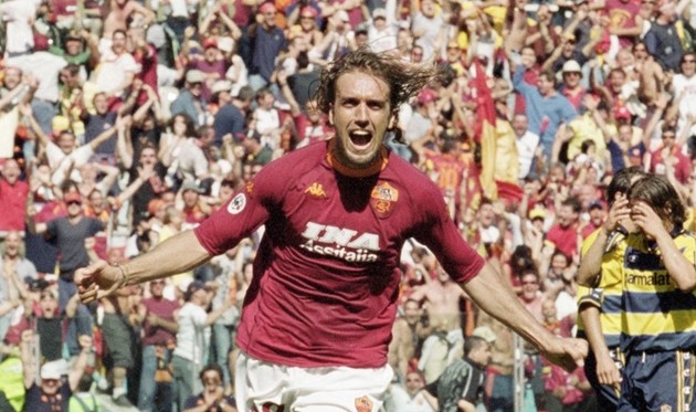 Choáng ngợp trước bộ sưu tập siêu xe trị giá 5 triệu bảng của Benzema - Bóng Đá