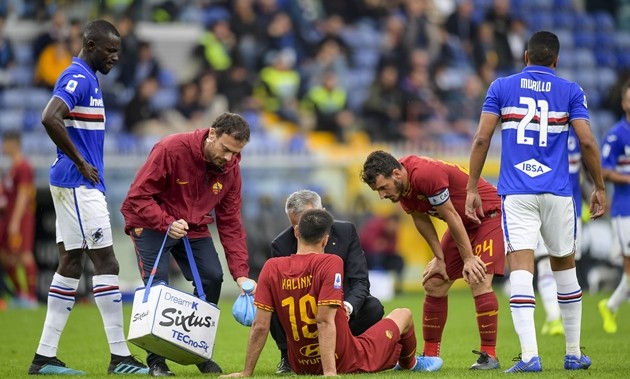 11 khoảnh khắc ấn tượng tại Serie A vào đêm qua: 