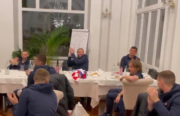 2 cầu thủ Solskjaer phải loại trong lần đụng độ Istanbul Basaksehir - Bóng Đá