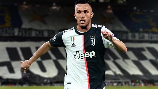 PSG Showing Interest in Juventus Midfielder - Bóng Đá