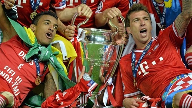 8 đội bóng muốn giải cứu 