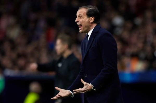 Max Allegri : Tôi đang học tiếng Anh - Bóng Đá