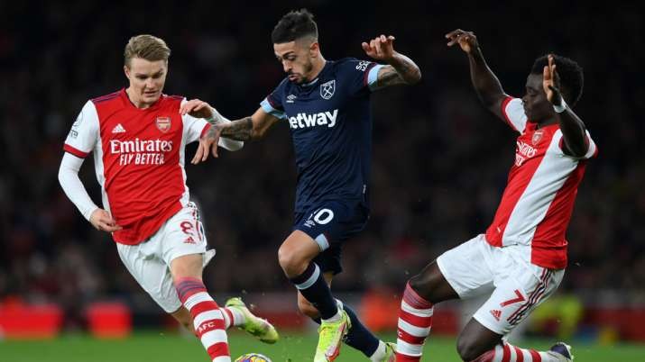 Cái nhăn mặt của Odegaard hé lộ sự thật về phòng thay đồ Arsenal - Bóng Đá