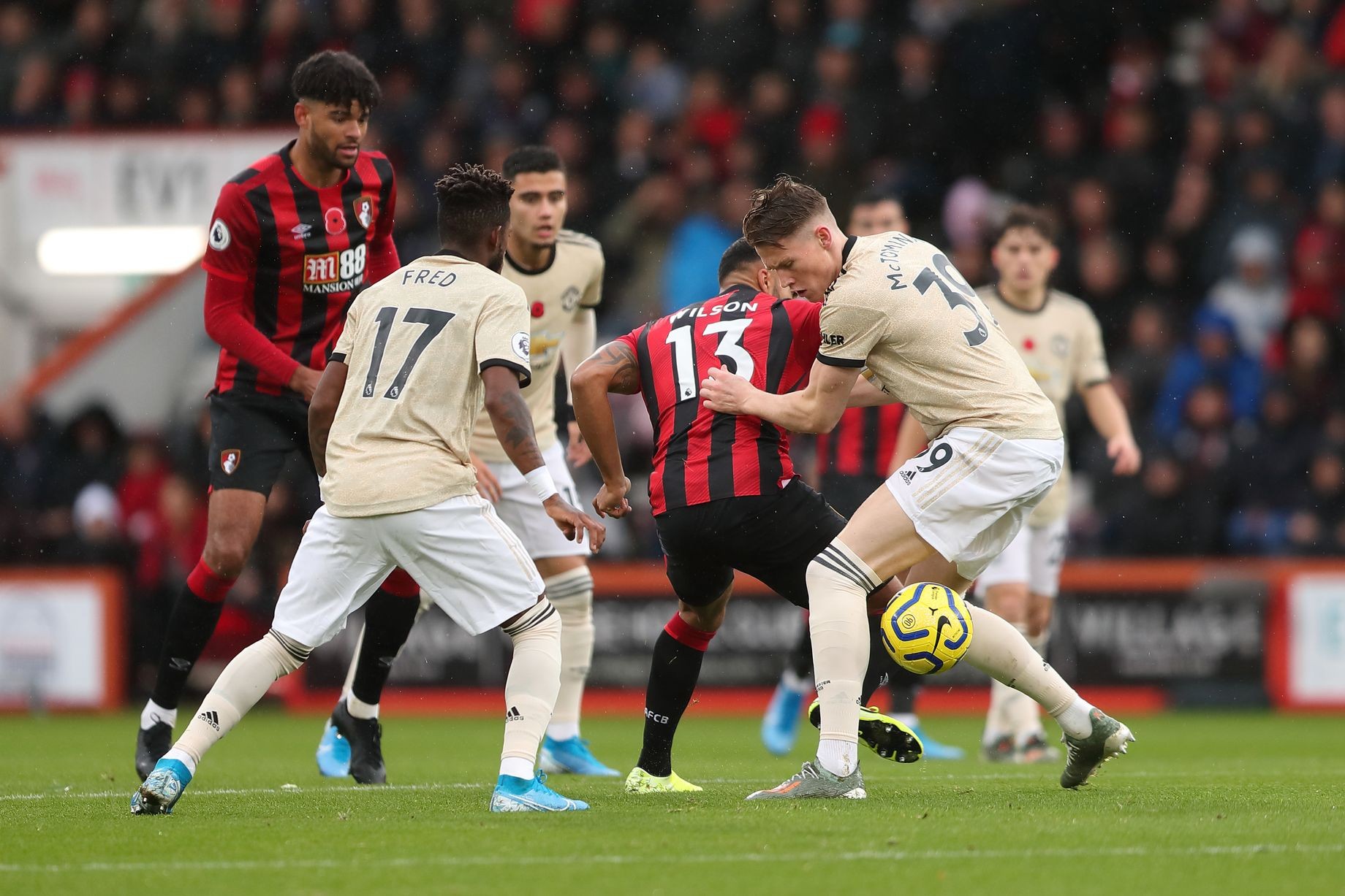 Fan Man Utd phẫn nộ vì 