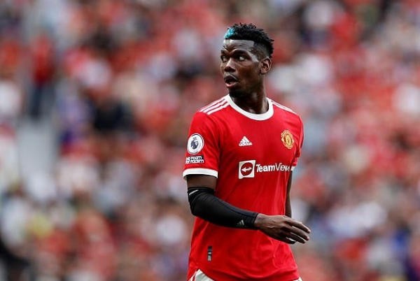 Đội hình kết hợp các huyền thoại 1999 và cầu thủ đương đại Man Utd - Bóng Đá