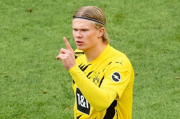 Chelsea 'are eyeing a sensational return for Romelu Lukaku if they fail to sign £154m-rated Erling Haaland from Borussia Dortmund this summer' - Bóng Đá