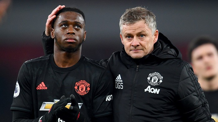 Joe Cole chỉ trích Wan-Bissaka, HLV Solskjaer ngay lập tức lên tiếng phản pháo - Bóng Đá