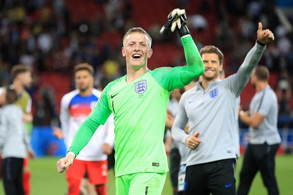 Mất 2 trụ cột hàng thủ, ĐT Anh sẽ đá đội hình nào đấu Đan Mạch? - Bóng Đá