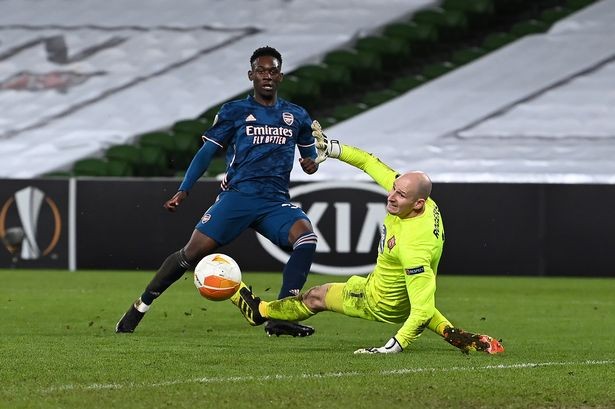 Phá lưới Dundalk, sao mai Arsenal được ví von như Andy Cole - Bóng Đá