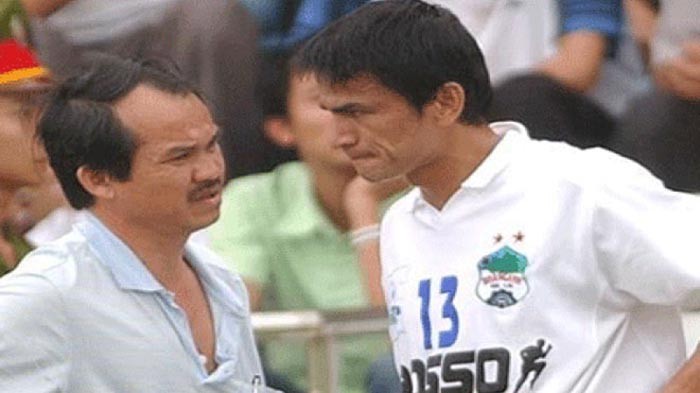 Mối lương duyên bầu Đức - Kiatisuk: Mức lương 20 cây vàng và 