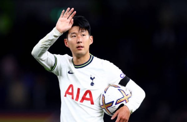 ĐHTB vòng 8 Ngoại hạng Anh: Bộ tứ Arsenal, người lập hat-trick - Bóng Đá