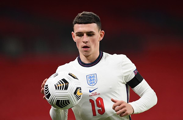 Foden on Gilmour - Bóng Đá