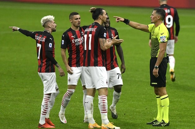 Thổi 2 quả penalty 