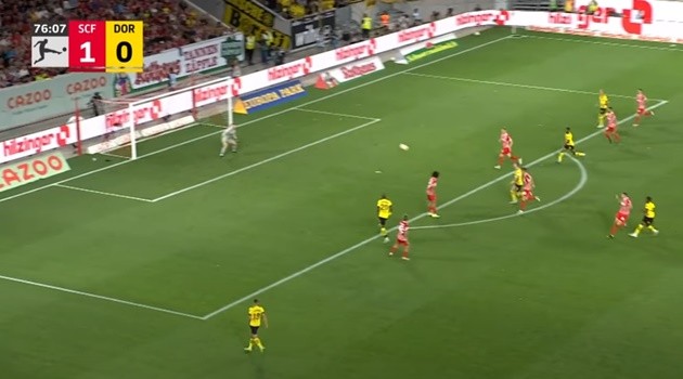 Thần đồng rực sáng, Dortmund dẫn đầu Bundesliga - Bóng Đá