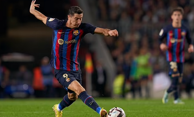 Gà son Pedri mang Barca lên đỉnh La Liga - Bóng Đá