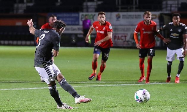 Quả penalty bước ngoặt, Man Utd thắng giòn giã Luton - Bóng Đá