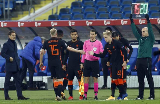 bài ảnh sau trận Hà Lan vs Ba Lan - Bóng Đá