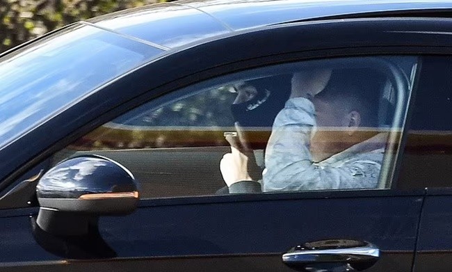 ARSENAL FANS REACT TO GABRIEL’S PERFORMANCE AGAINST LEEDS - Bóng Đá