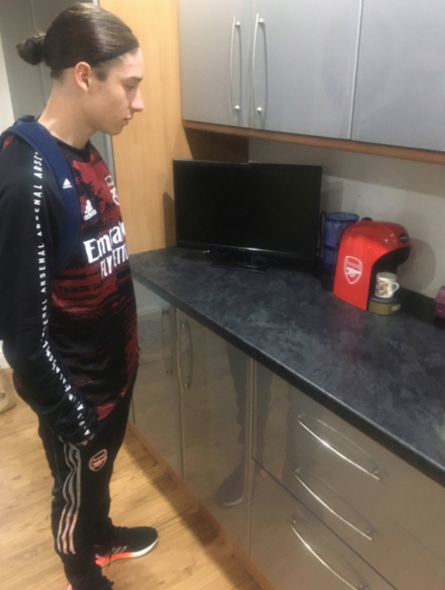 Arsenal’s Mexican wonderkid Marcelo has two sisters who play for Chelsea, and is expected to follow Saka into first team - Bóng Đá