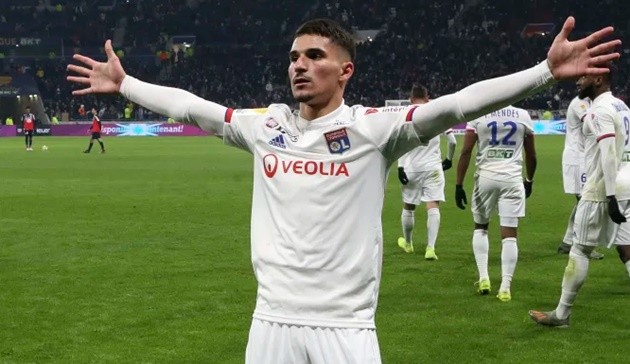 Lyon Open Talks With Islam Slimani - Bóng Đá