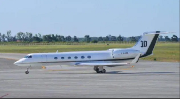 Lionel Messi lends £12m luxury private jet with kitchen and two bathrooms to Argentina team-mates for international duty - Bóng Đá