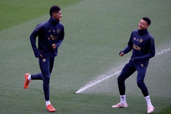 5 cầu thủ thuận hai chân xuất sắc nhất Premier League - Bóng Đá