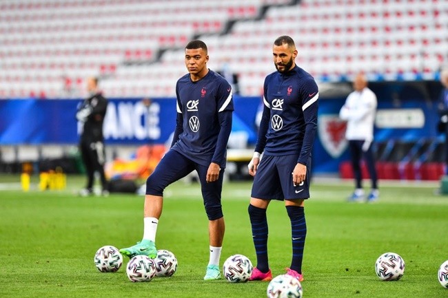 Benzema ca ngợi Mbappe - Bóng Đá