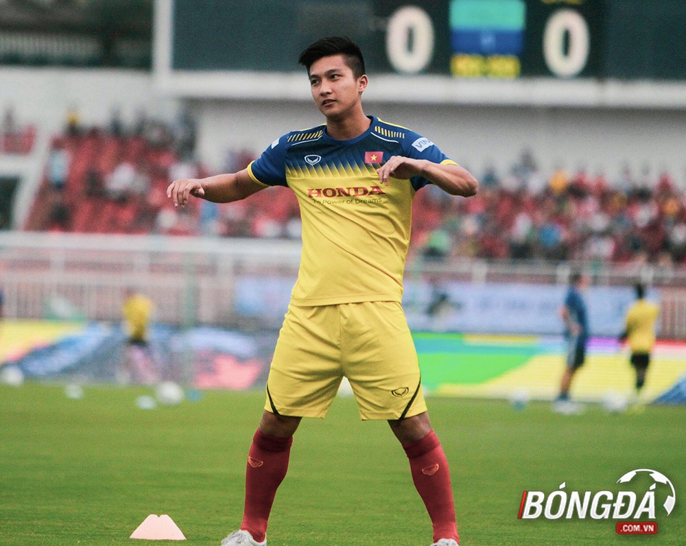 TRỰC TIẾP U22 Việt Nam vs U22 UAE: Tiến Dũng, Đức Chinh đá chính - Bóng Đá