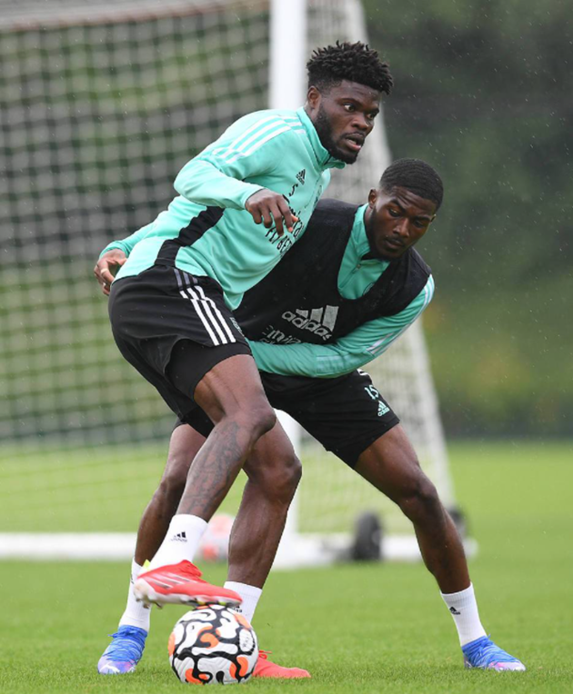 Ben White takes part in first Arsenal session - Bóng Đá