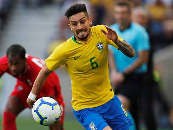Telles dương tính COVID lần 2, CĐV Man Utd nghĩ đến viễn cảnh thảm họa - Bóng Đá