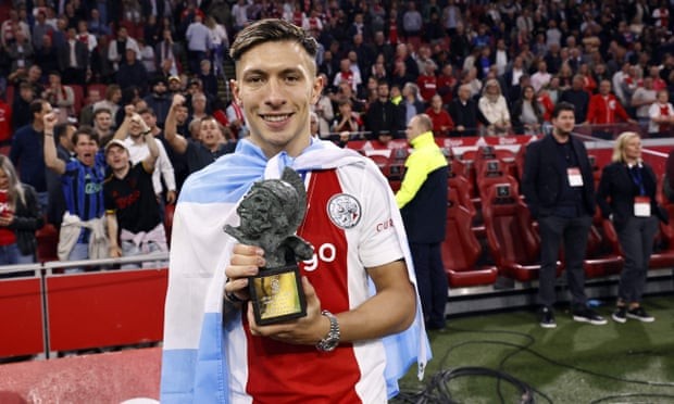 CHÍNH THỨC! Man Utd công bố tân binh thứ 3, mức giá bất ngờ - Bóng Đá