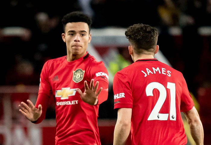 Không có Martial, Cavani, phương án nào cho hàng công Man Utd? - Bóng Đá