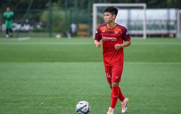 Nguyễn Trọng Hùng - Mũi khoan phá lợi hại chẳng kém gì Phan Văn Đức - Bóng Đá