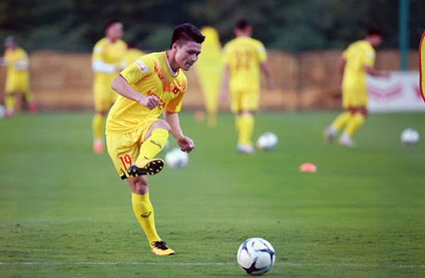 Quang Hải bỏ dở buổi tập giữa chừng, thầy Park tiếp tục lo lắng? - Bóng Đá