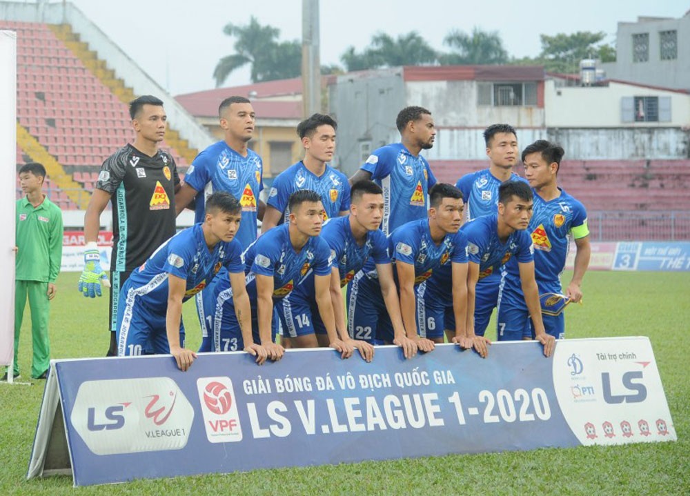 Nhà vua V-League 2017 