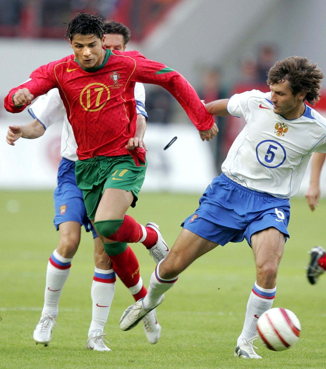 Những khoảnh khắc chứng minh nước Nga là sân đấu yêu thích của Ronaldo - Bóng Đá