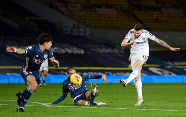 TRỰC TIẾP Leeds 0-0 Arsenal: Thẻ đỏ tai hại (H2) - Bóng Đá