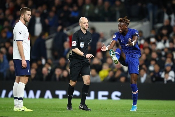  - Bóng Đá