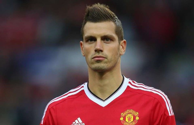  Man Utd’s 10 worst transfers of last decade including Van de Beek and Sir Alex Ferguson’s final signing Wilfried Zaha - Bóng Đá
